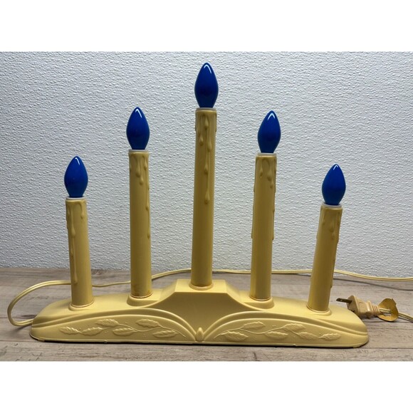 Vtg Decorative Christmas 5 Light Window Candelabra Set Of 2 With Timer - Picture 3 of 15
